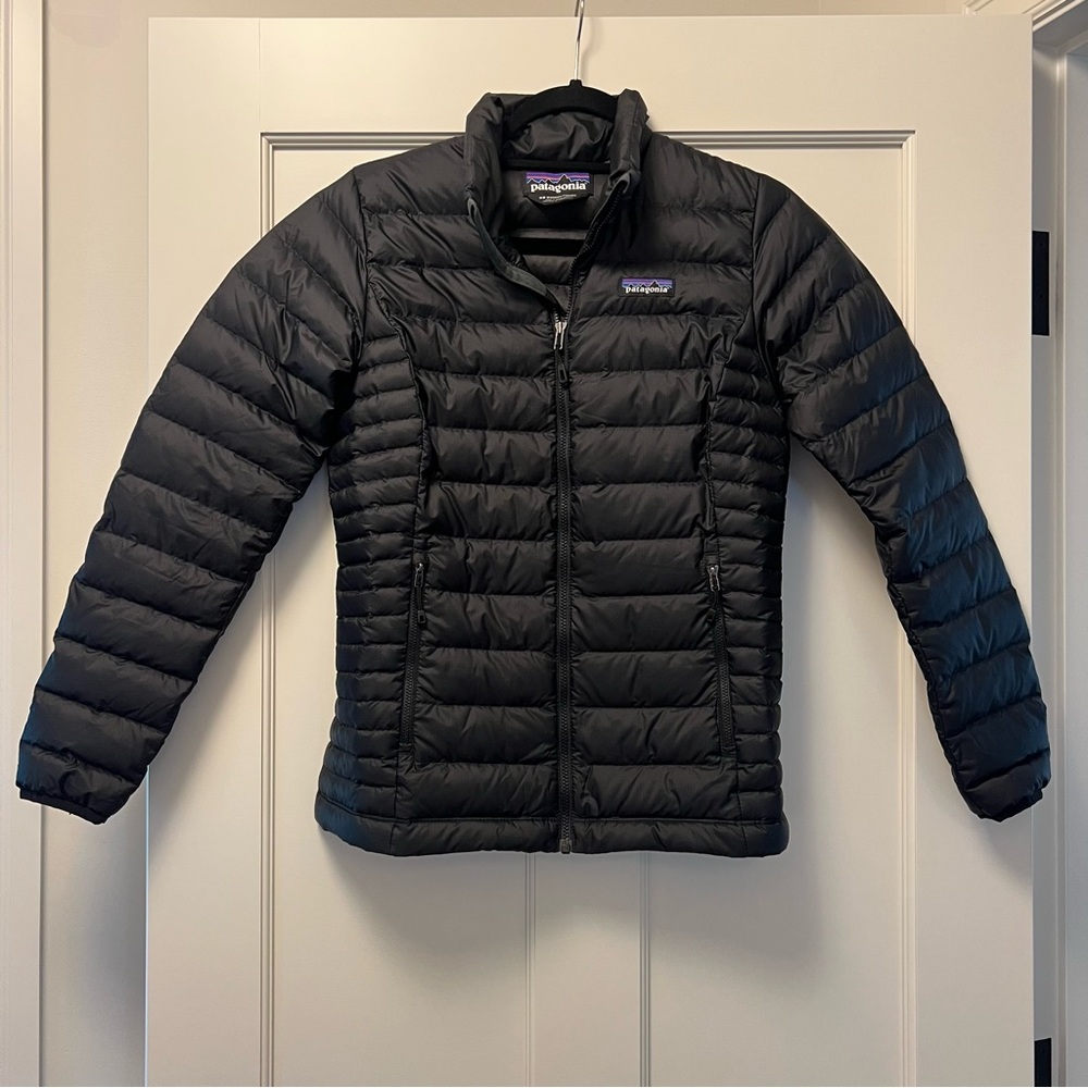 Patagonia - Women’s Down Sweater Jacket, XS Black
